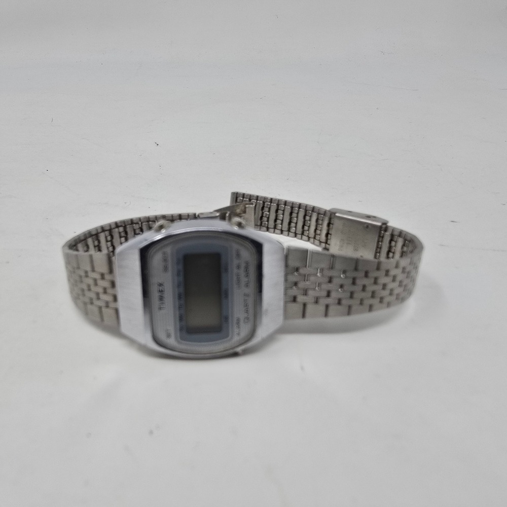Vintage Timex Digital Quartz Alarm Watch Silver Tone Stainless Steel Band PARTS